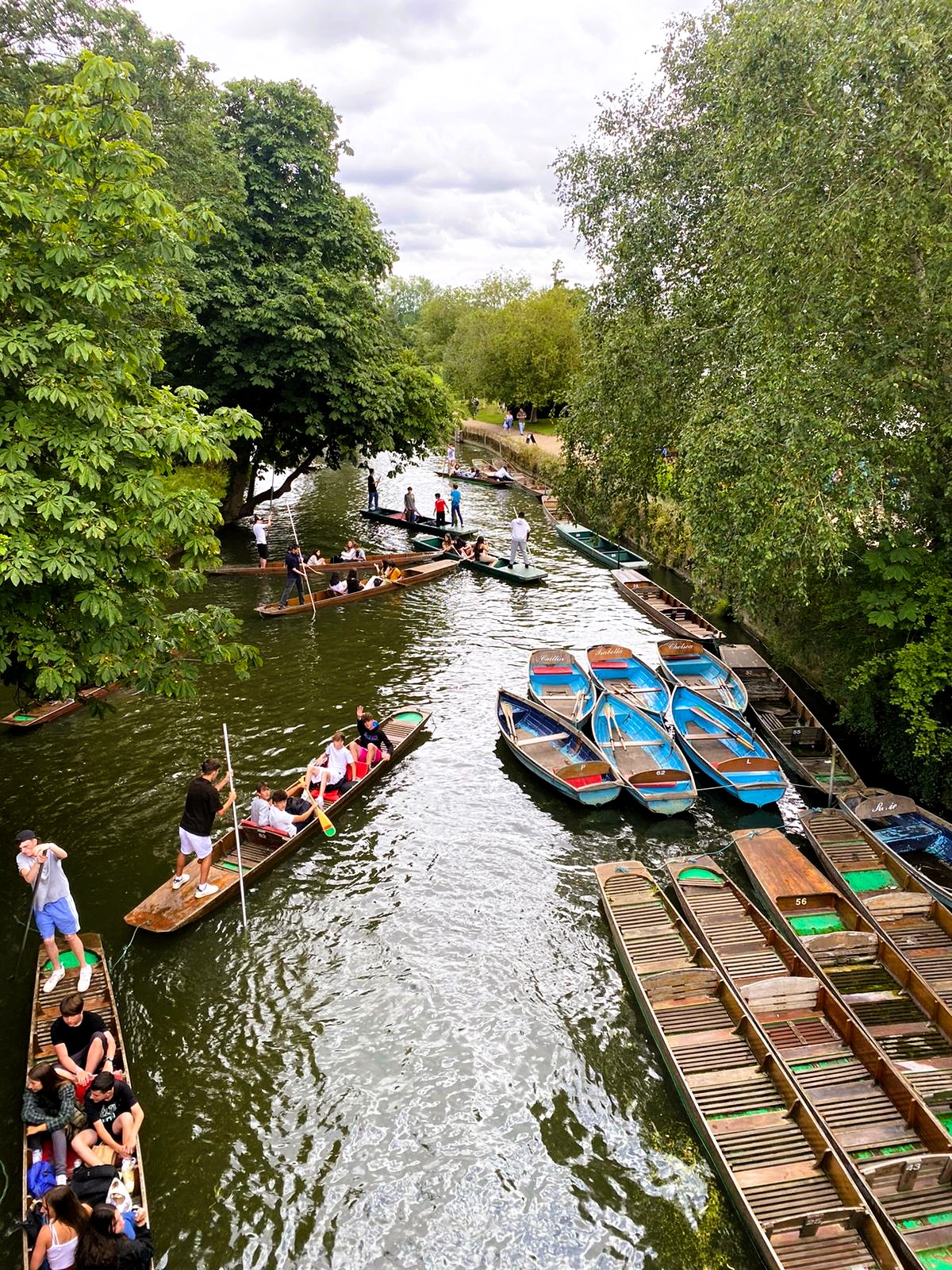 Punting Oxford.jpg